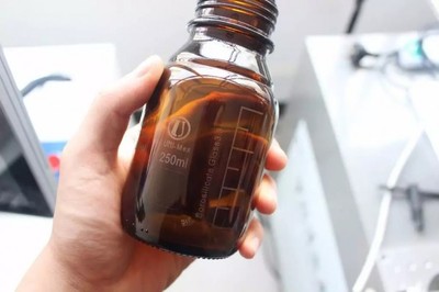 激光喷码机在药盒上的应用 高效、精准与安全保障